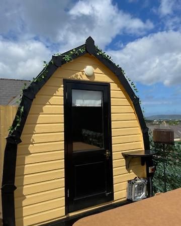 Apartmán Arch Pod & Hot Tub Carndonagh Exteriér fotografie